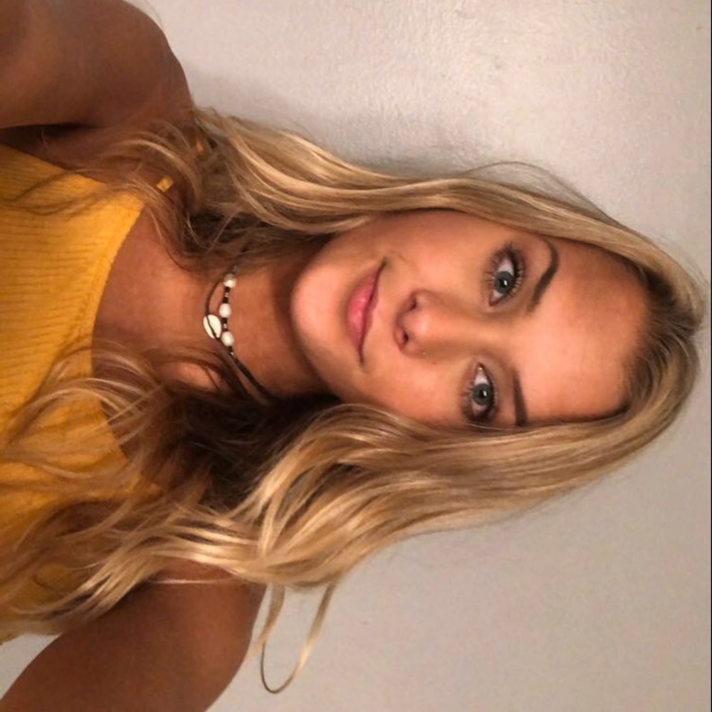 Meet your Posher, Hailey